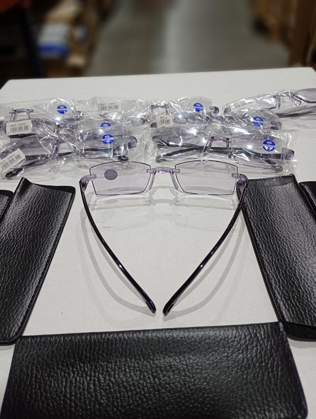 Pack de gafas antirayos azules multifocales autograduable mas funda de cuero